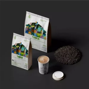 Kemasan premium biji kopi Toraja Mamasa dengan One Way Valve untuk menjaga aroma klasik earthy.