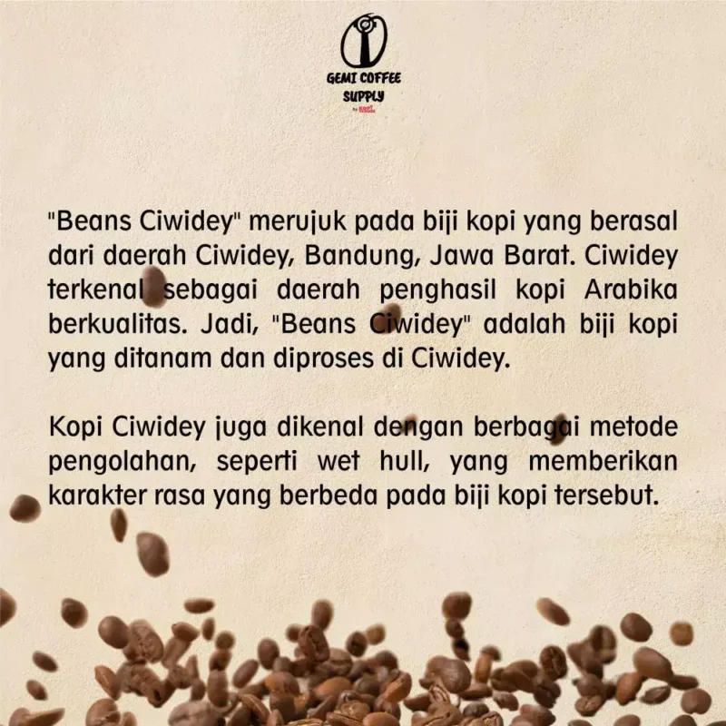 Petani di dataran tinggi Ciwidey saat memanen buah biji kopi Ciwidey untuk Natural Process.